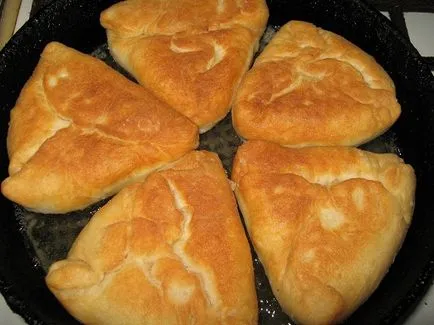 Как да се готви вкусна домашна belyashi месо (вътрешен) Как да се готви вкусна домашна храна belyashi