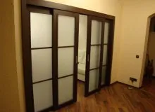Как да си направим плъзгащи етапи монтаж врата (да се направи, за да плъзгаща се врата) Как да си направим плъзгащи врати етапи монтаж