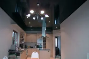 Как да изберем цвета на тавана на разтягане, снимка оцветени тавани