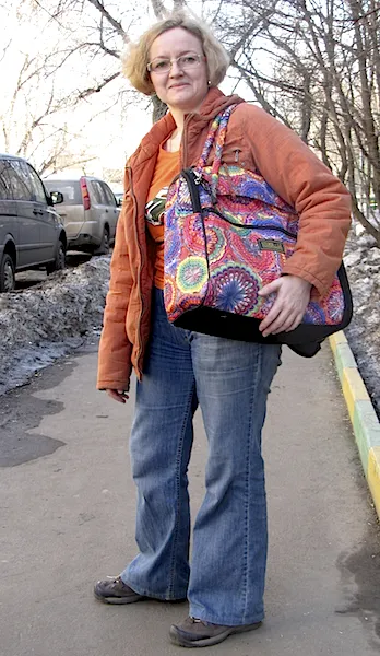 Котка в самолета, транспортиране на котки, носейки котката