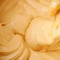 Сметана за декориране на рецептата торта - как да се направи бита сметана