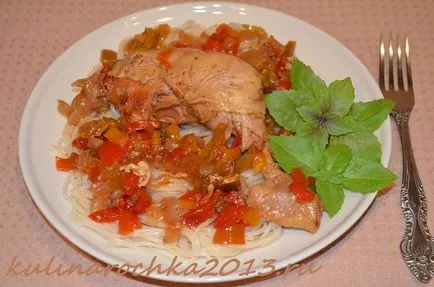 Пиле в доматен сос - готви вкусно, красиво и уютно!