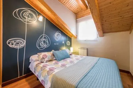 Loft спалня разполага препоръки за дизайн, фотография