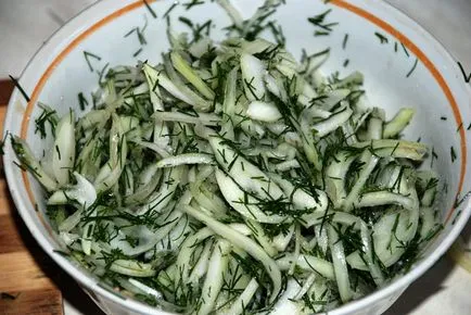 Мариновани лук в оцет за бързо хранене