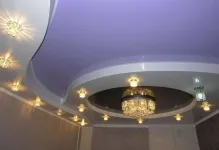 тавани няколко нива, както и изглед към снимки, на три нива, профил подчертават предимствата на видео