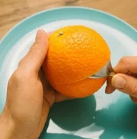 Коледа фенери с ръцете си