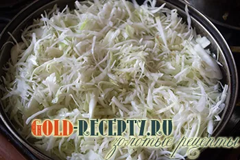 Запържете зеле с картофи рецепта със снимка