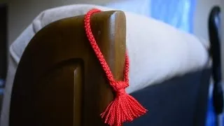 Амулет за куче със собствените си ръце като сплита