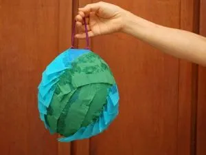 Pinata с ръцете си