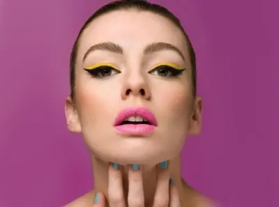 Eyeliner как да се прилагат и оттенък