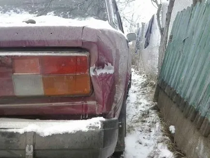 Извадете пробив в дясната задна броня на ВАЗ 2105, ▼ на режима ▼