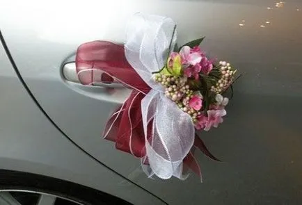 Обзавеждане на колата сватба с ръцете си