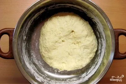 Пържени банички с картофи - стъпка по стъпка рецепта със снимки на