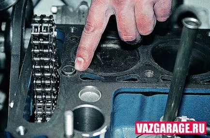 Подмяна на главата уплътнението на цилиндъра на ВАЗ-2106