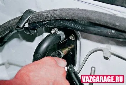 Подмяна на главата уплътнението на цилиндъра на ВАЗ-2106
