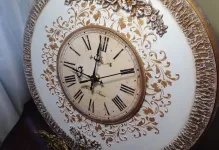Магистър учебни часа декупаж