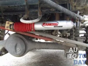 Амортисьорите го