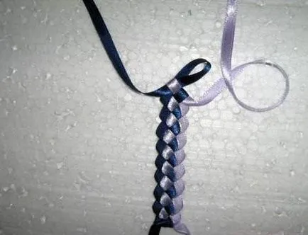 Как да тъкат Baubles на касетите