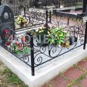 Как да украсят гробове в гробищата