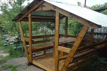 Дървени беседки с ръцете си