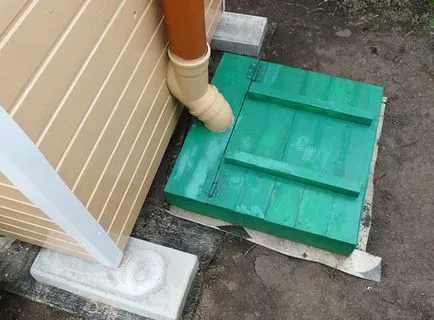 Тоалетна тип шатрата ръцете си
