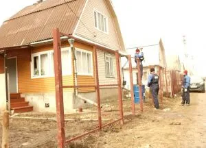 Огради от метални листове със собствените си ръце
