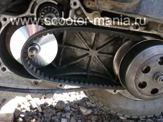 Как да промените CVT колан за скутер