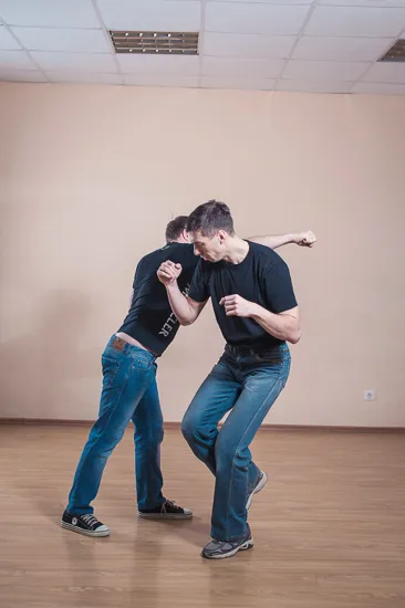 Как да избягат от удара