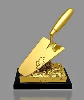 Мистрията е различен от мистрията