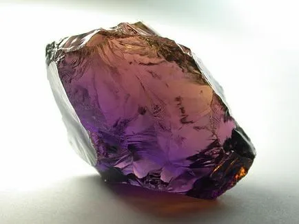 Ametrine камък