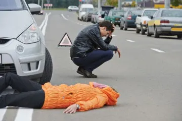 Какво да правите, ако ударен от кола