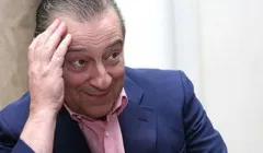 Което в превод от френски означава думата марди