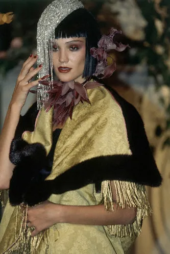 Galliano, John, мода енциклопедия
