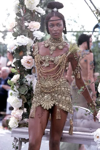 Galliano, John, мода енциклопедия