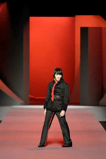 Galliano, John, мода енциклопедия