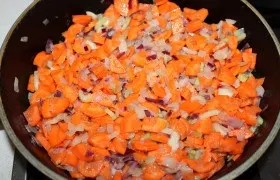 Готвене задушени пилешки сърца и селекция от тях