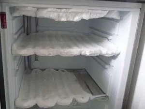 Как бързо размразяване на хладилника