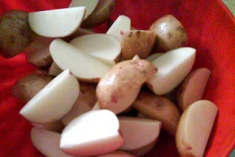 Как да си направим вкусни картофи в селски домашни рецепти и съвети
