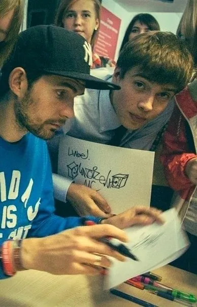 Как са децата на Путин, Медведев и Абрамович (на снимката), създаването на печеливш бизнес от нулата! (снимка на децата на дъщерите на Путин) Как са децата на Путин, Медведев и Абрамович (на снимката), създаването на печеливш бизнес от нулата!