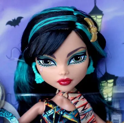 Клео де Нил от Monster Високо (снимки и изображения) (снимка) Клео де Нил от Monster Високо (снимки и изображения)