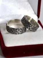 Красиви брачни халки