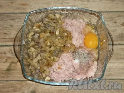 Пилешки пълнени палачинки - рецепта със снимки