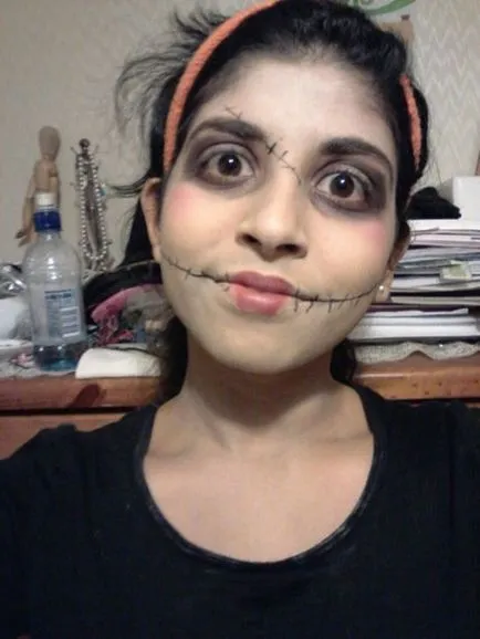Грим за Хелоуин у дома за момичета, деца и момичета как да правят свои ръце