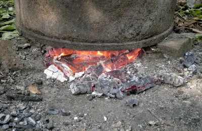 Нож за хвърляне с ръце