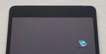 Преглед ябълка IPAD мини таблет на 1 април