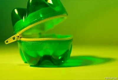 Изделия от пластмасови бутилки със собствените си ръце за дома, градината и детска градина