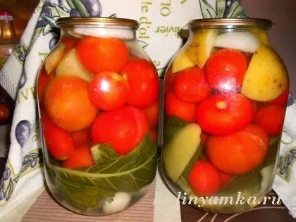 Домати, консервирани с ябълки