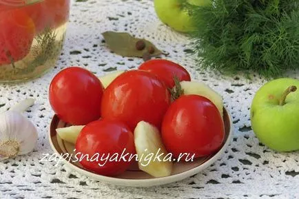 Домати с ябълки за зимата 1