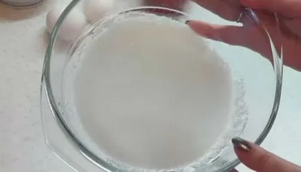 Стъпка по стъпка рецепта за вкусна ябълков пай с ябълков пай