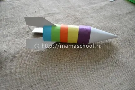 Ракета хартия със собствените си ръце в майсторски клас (ръце) Ракета от хартията с ръце майсторски